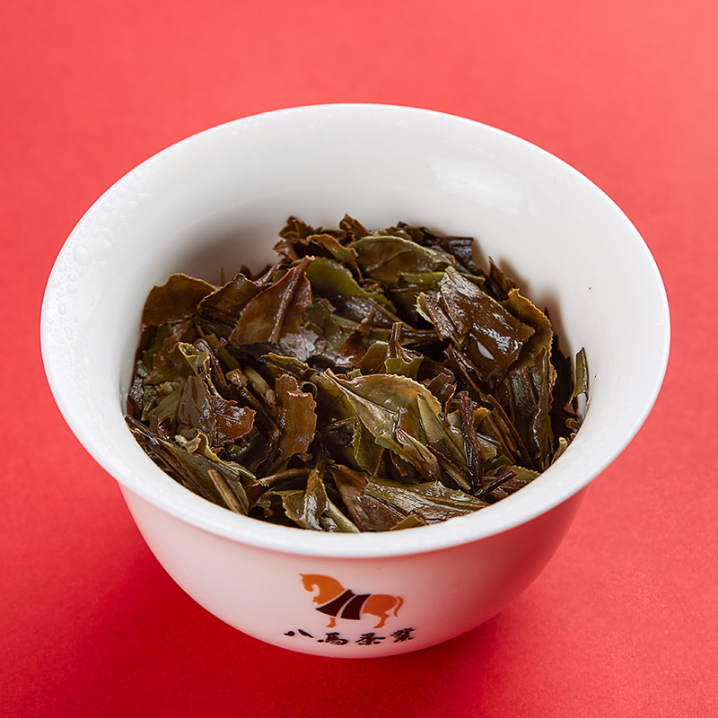 八马茶叶 福鼎白茶磻溪白牡丹2021年原料高端茶饼茶200g*5饼 - 图2