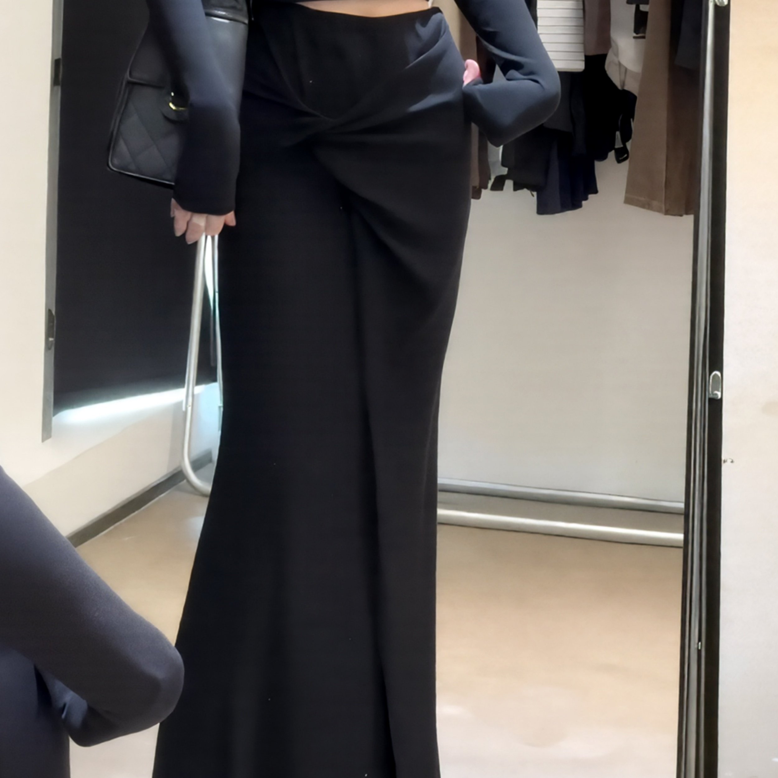 高级感气质黑色半身裙女百搭时尚长裙设计感长裙子松弛感秋冬新款,淘宝优惠券,粉丝福利购,淘宝优惠卷