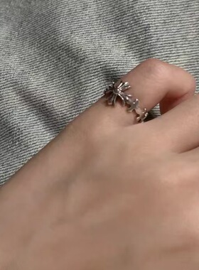 s925纯银复古十字架戒指女轻奢高级感时尚欧美风小众个性指环饰品