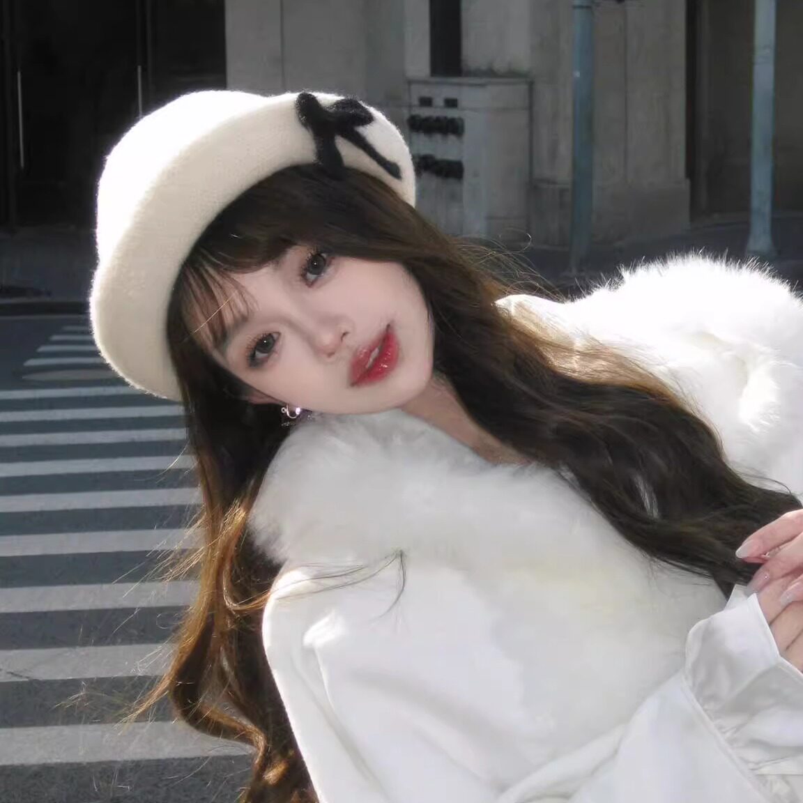 富家留洋千金蝴蝶结礼帽女款小香风秋冬气质显脸小渔夫帽盆帽子