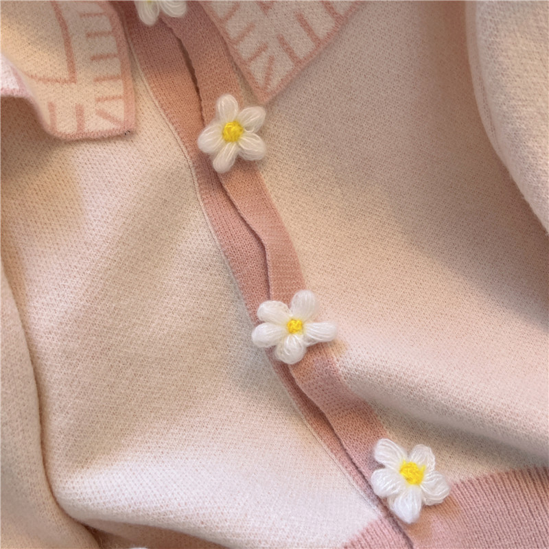 气质甜美娃娃领毛衣开衫女长袖上衣2025年秋季新款别致羊毛针织衫,淘宝优惠券,粉丝福利购,淘宝优惠卷