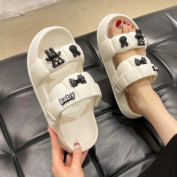 Cartoon Cute Violent Bear Sandals ສອງສວມໃສ່ແລະເກີບແຕະສໍາລັບແມ່ຍິງ Summer ແບບໃຫມ່ ເກີບເກີບຫາດຊາຍຕ້ານ slippers ຫນາສໍາລັບແມ່ຍິງທີ່ຈະໃສ່ນອກ