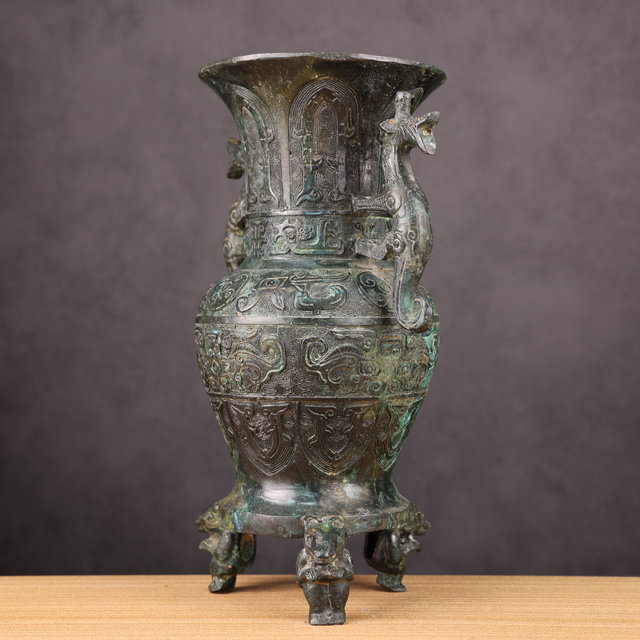 Antiques, miscellaneous bronzes, antique ornaments, Ssangyong bottles, Ssangyong statues, modern handicraft collections, distressed museums