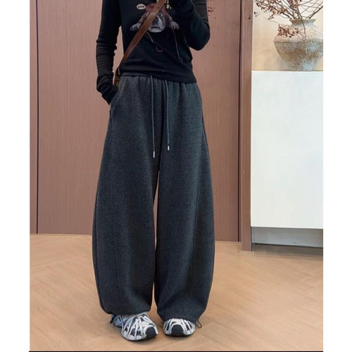 灰色抽绳阔腿运动裤女秋冬2025新款梨型身材宽松显瘦保暖弯刀裤子 - 图2