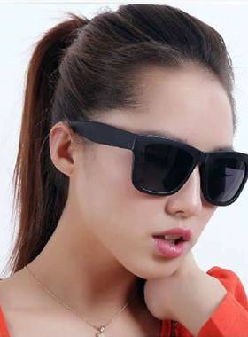 Sexy Cat Eye Sunglasses Women Vintage Retro Shaped Sun Glass
