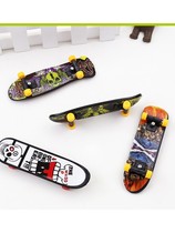 Finger Skateboard Plastic Toys Fingertips Small Toy Palm Skateboard Teenagers Children Mini Desktop Creative Gifts