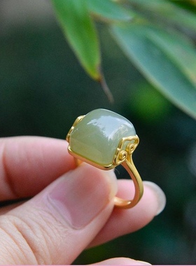 轻奢戒指祥云和田玉优雅送妈妈