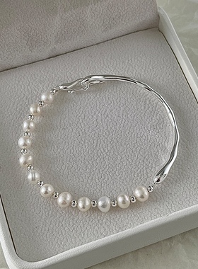 和田玉珍珠半镯手链夏ins小众设计轻奢弹力手镯不规则手环女学生