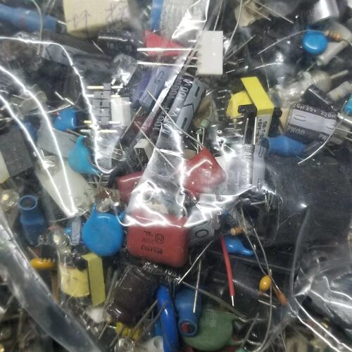 包邮500g混装电子元件包电阻电容三极管开关芯片发光灯二极管电感 - 图1