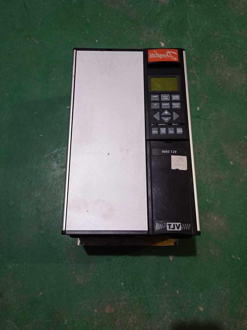 丹佛斯变频器vlt5000 vlt5003pt5c20str3dlf00a00 380v实图 二手