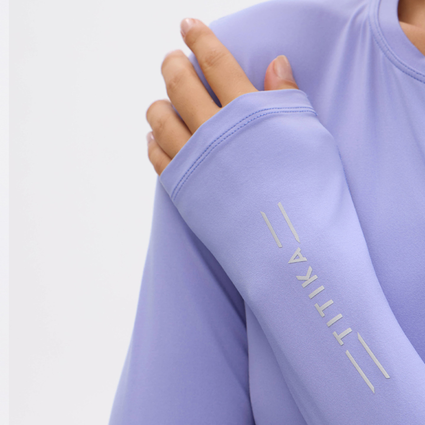 加拿大TITIKA带胸垫运动长袖T恤女秋休闲健身跑步瑜伽普拉提上衣,淘宝优惠券,粉丝福利购,淘宝优惠卷