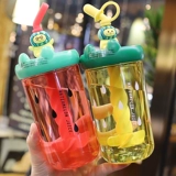 Милый пластиковый высококачественный стакан для школьников со стаканом, палочка для смешивания, защита при падении, популярно в интернете