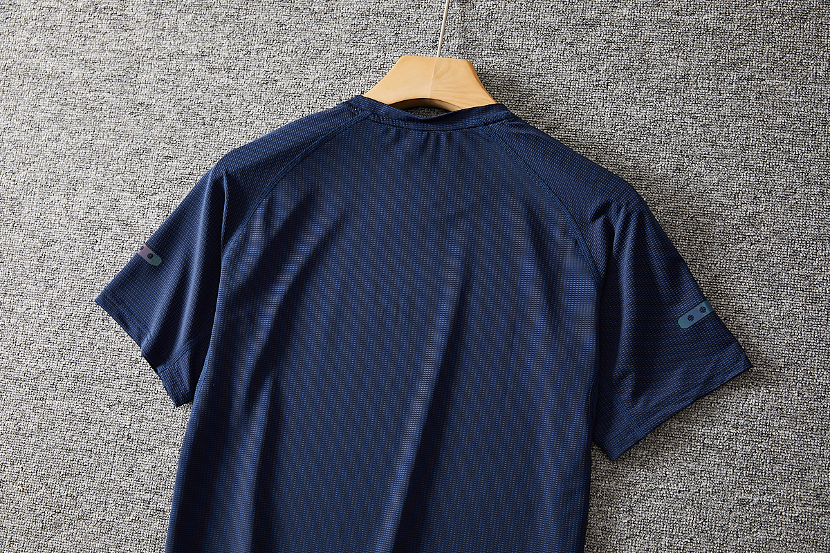 外贸速干透气高弹力夏季运动健身跑步3M反光薄款修身短袖T恤衫男 - 图2