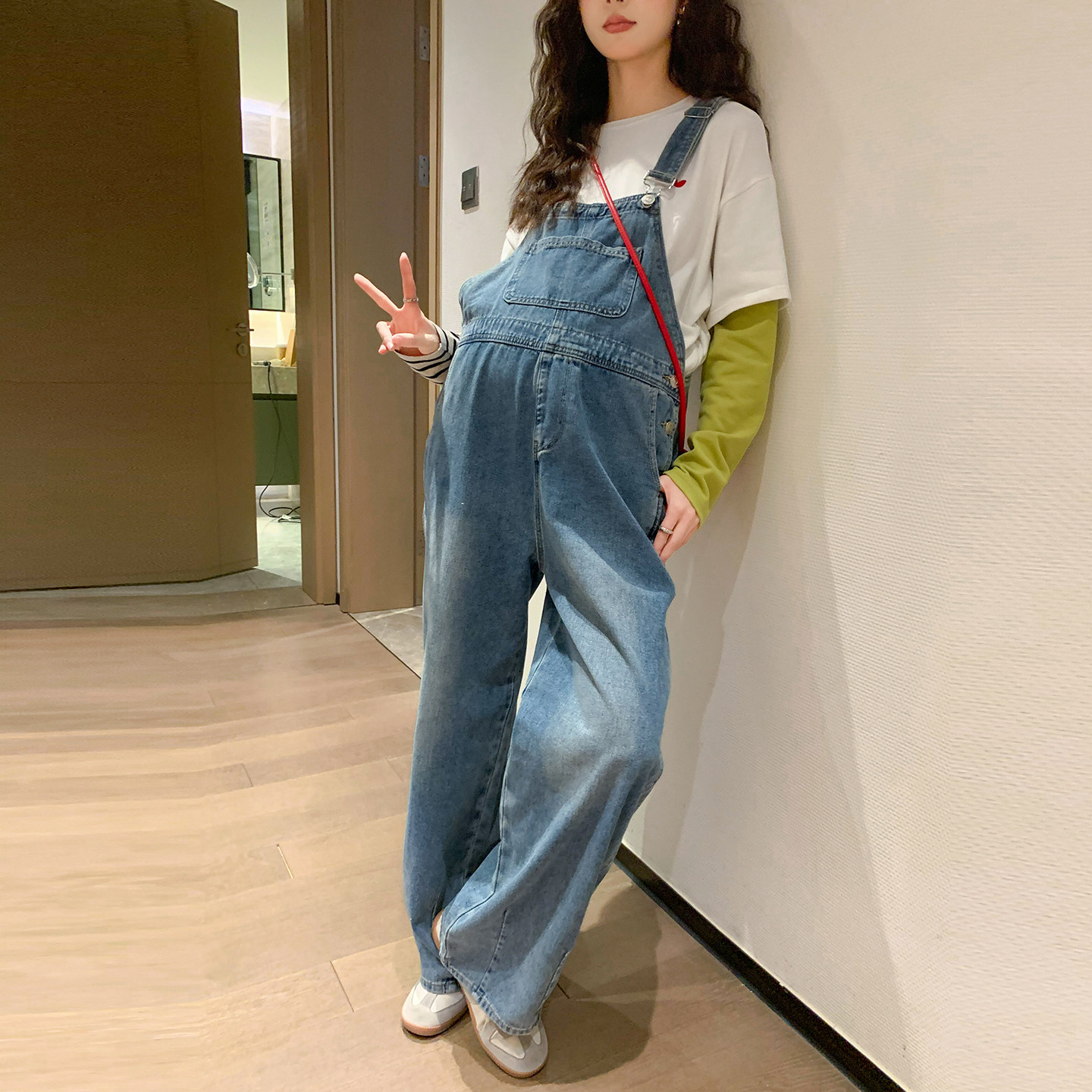 ◆诺初◆孕妇背带裤春秋宽松修身牛仔裤韩版减龄百搭连体裤休闲裤,淘宝优惠券,粉丝福利购,淘宝优惠卷