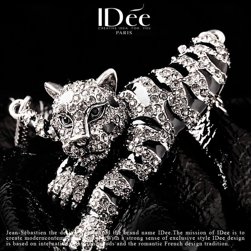 法国idee女潮牌锁骨短款豹个性吊坠 idee项链