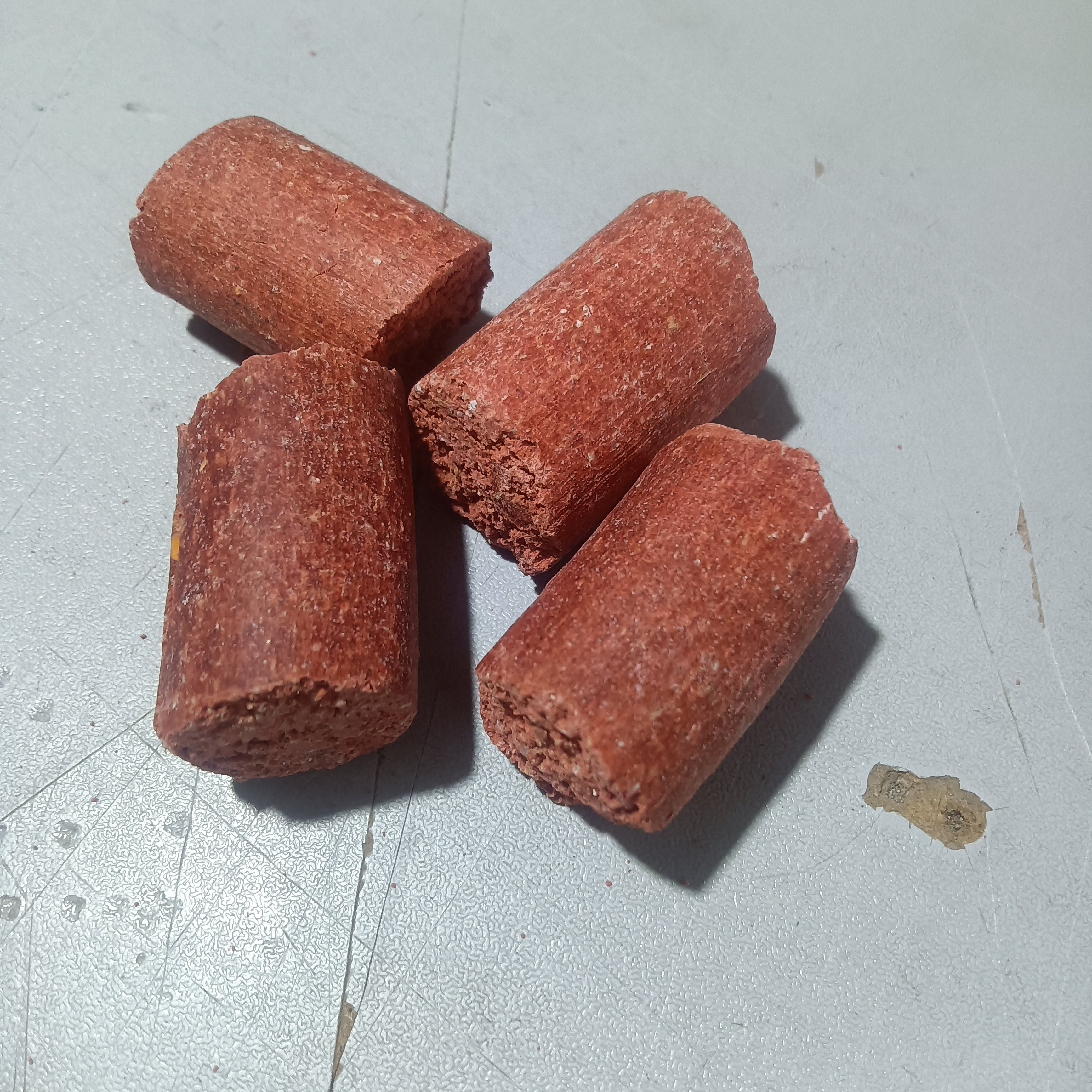 筏钓鸭嘴翘翘嘴红尾大颗粒打窝饵料,淘宝优惠券,粉丝福利购,淘宝优惠卷