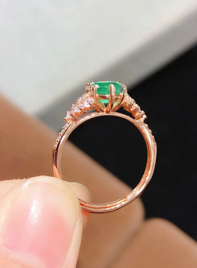 天然哥伦比亚祖母绿戒指主石尺寸5mm，925纯银精工镶嵌支持检测！