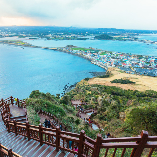 春秋旅游上海飞韩国济州岛4天3晚自由行往返机票君悦酒店预约券