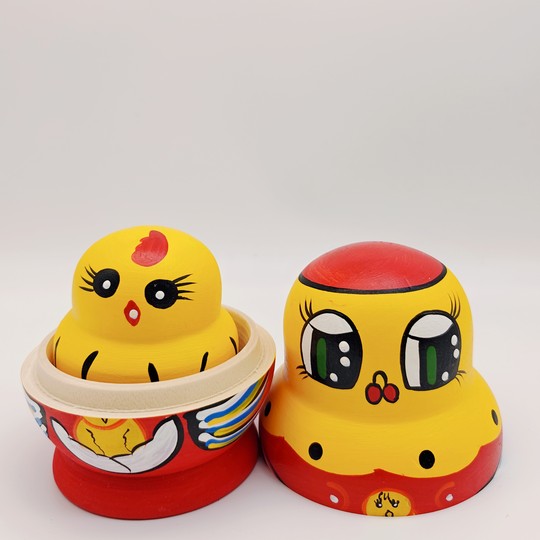 Русская матрешка: 10-слойный маленький желтый цыпленок, бесконечные игрушечные креативные украшения и подарки, которые можно взять на землю.