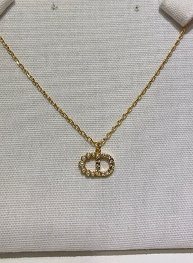 D家新款镶钻珍珠CD吊坠项链女