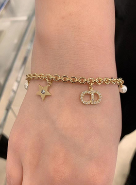 字母镶钻爱心星星吊坠项链女简约气质高级感锁骨链百搭个性颈链