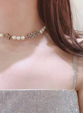 字母星星镶钻珍珠项链女轻奢小众复古锁骨链百搭choker颈链D家