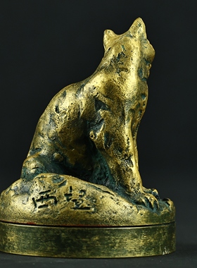 日本人间国宝北村西望作铜狗印泥盒，重860克，高12厘米，宽9厘米