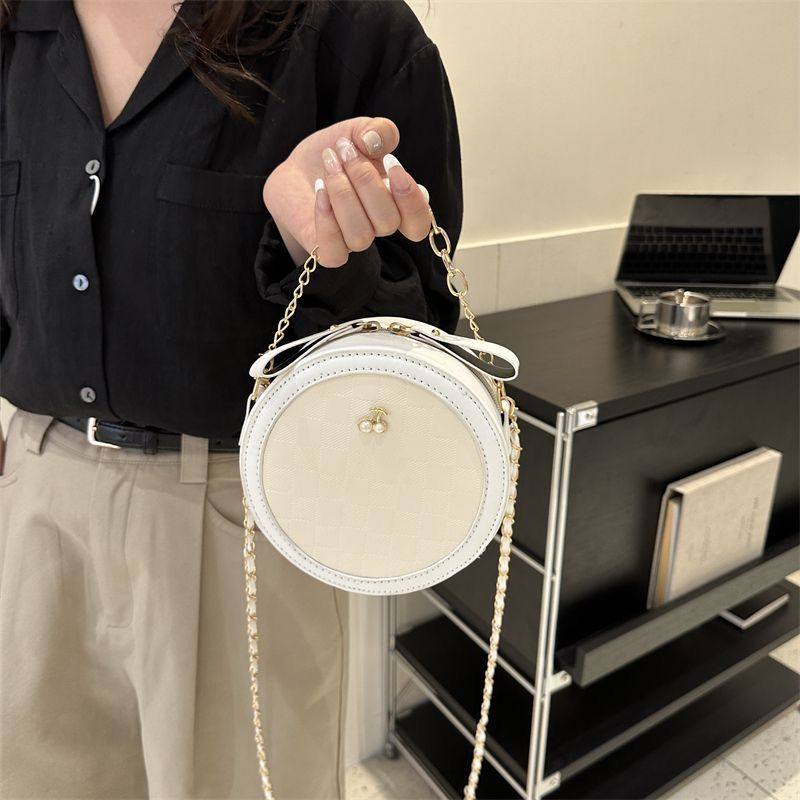 夏天小挎包休闲斜挎包高档精致小包圆形包樱桃链条甜美优雅斜挎包,淘宝优惠券,粉丝福利购,淘宝优惠卷