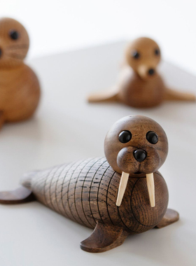 芬兰代购Spring Copenhagen可爱海豹小企鹅木质桌面摆件玄关装饰