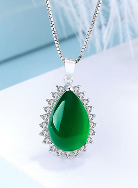 纯银锆石镶钻绿玉髓水滴吊坠项链