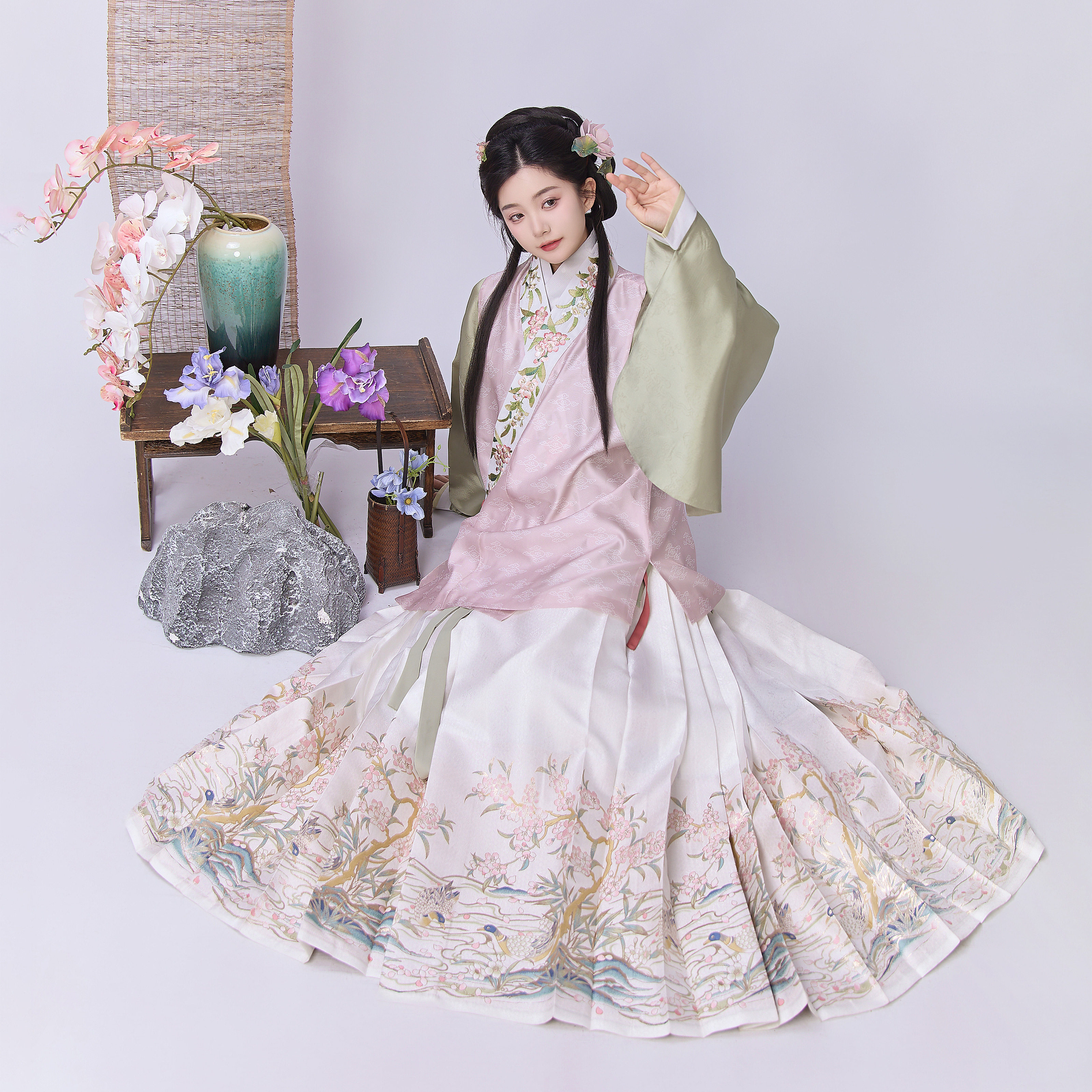 花朝记｜春江水暖｜明制汉服马面裙交领衫比甲绣花粉绿色日常少女,淘宝优惠券,粉丝福利购,淘宝优惠卷