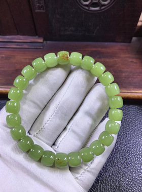 东北籽料透闪石玉析木黄绿河磨玉画龙料老形手串手链35克厂家直销