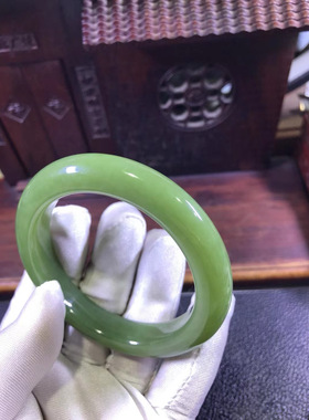 和田玉析木河磨玉椴树林57口手镯66克女士玉镯镯子东北透闪石玉