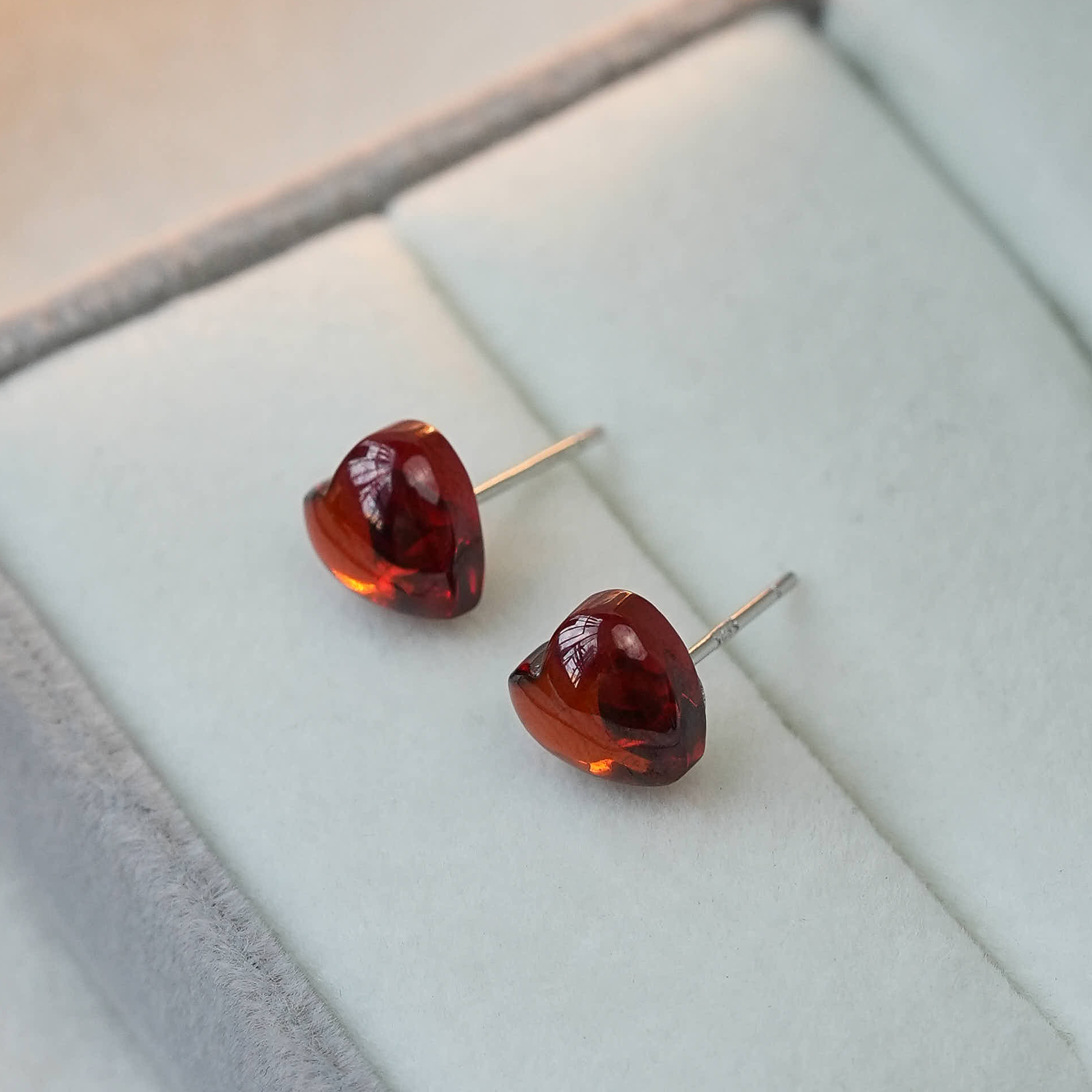 爱心小耳钉红色新年紫色简约精致百搭彩色银耳环,淘宝优惠券,粉丝福利购,淘宝优惠卷