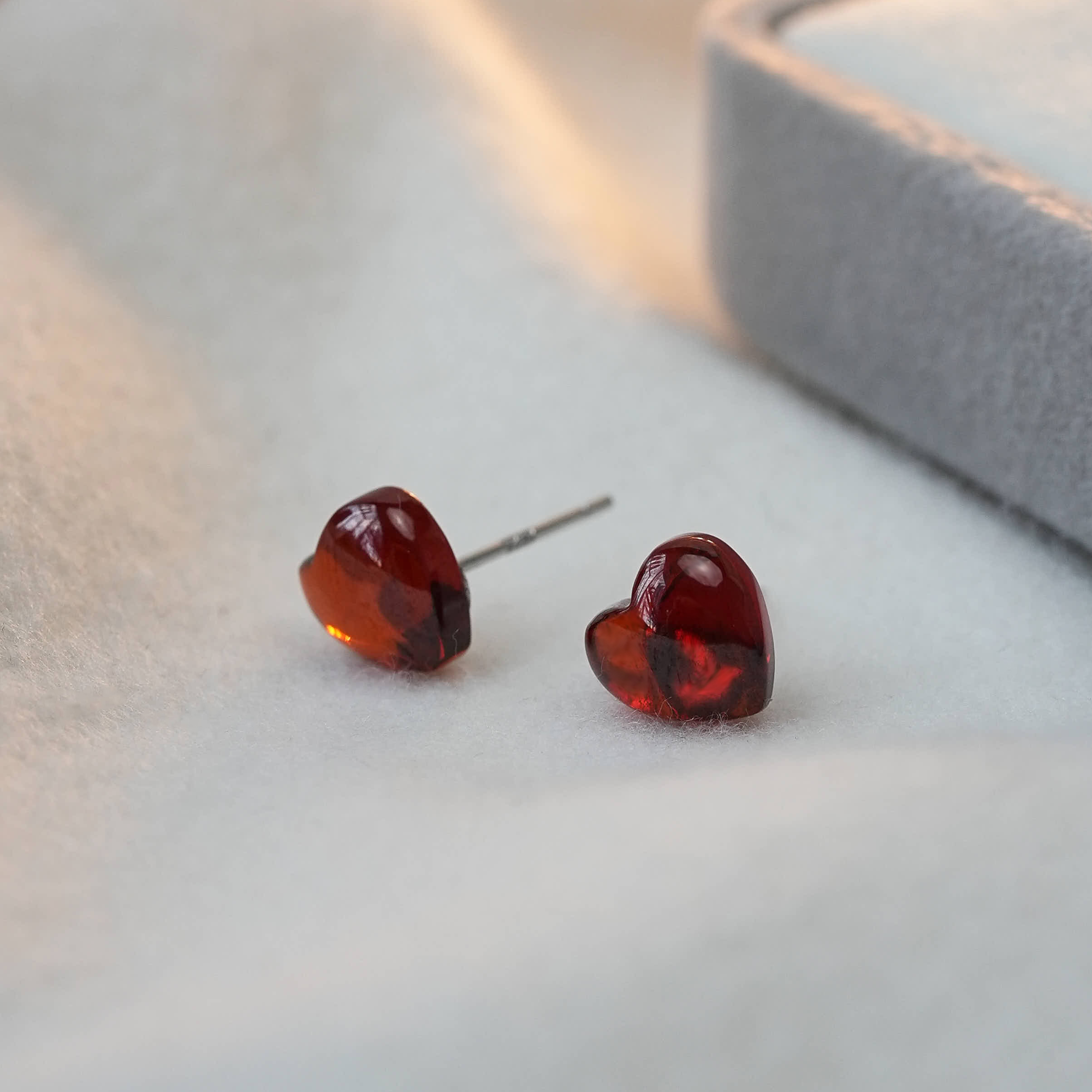 爱心小耳钉红色新年紫色简约精致百搭彩色银耳环,淘宝优惠券,粉丝福利购,淘宝优惠卷