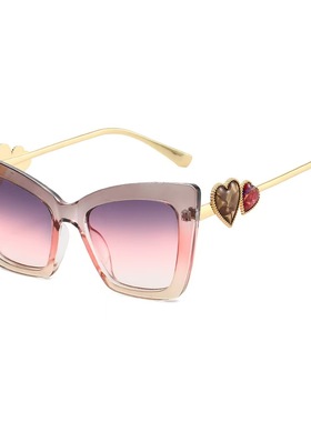 心形连心装饰大框猫眼豹纹色墨镜