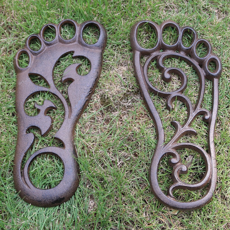 欧美乡村复古铸铁左右脚垫踏垫地垫园艺路径指示别墅庭院花园摆件 - 图2