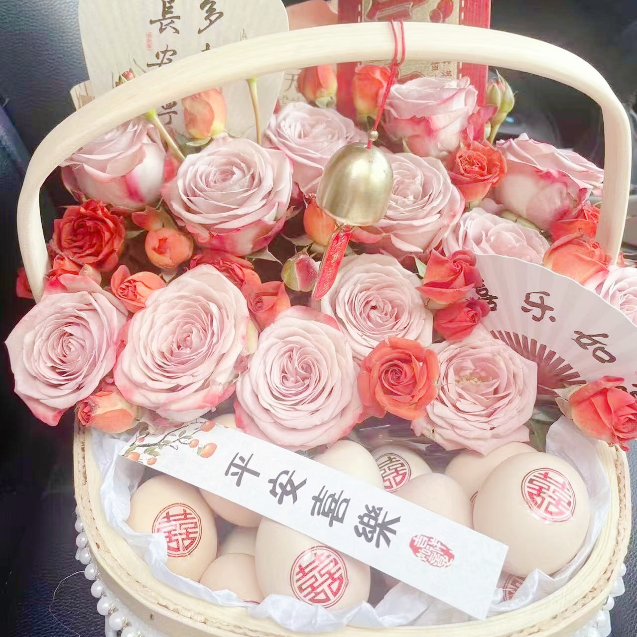 月子产妇鸡蛋花篮插花手提月子花篮鲜花提篮送水果木片编织收纳 - 图1