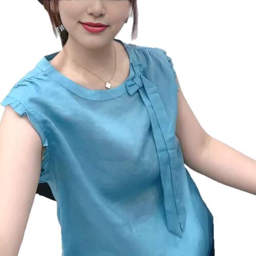 25713新大爱美依缘2026夏季花边袖领口蝴蝶结绑带无袖上衣女T恤 - 图3