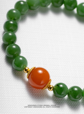 收藏级俄罗斯天然和田玉碧玉七号矿苹果辣阳绿设计款手串