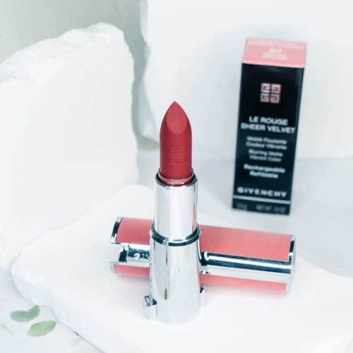 Givenchy Givenchy Gogh Dingxie Xianxiang Fairy Fan Discioning Red Lipstick N17 N27 N37 Long -Trasting Color