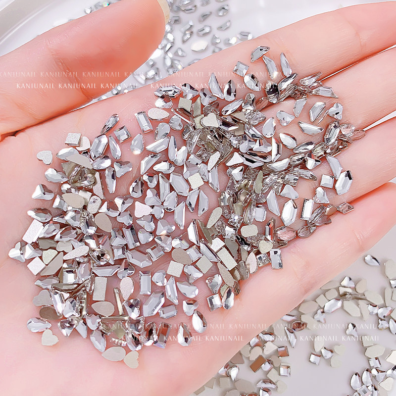 美甲钻石爆闪透明平底小号异形超闪指甲装饰品钻饰小配件混装贴饰,淘宝优惠券,粉丝福利购,淘宝优惠卷