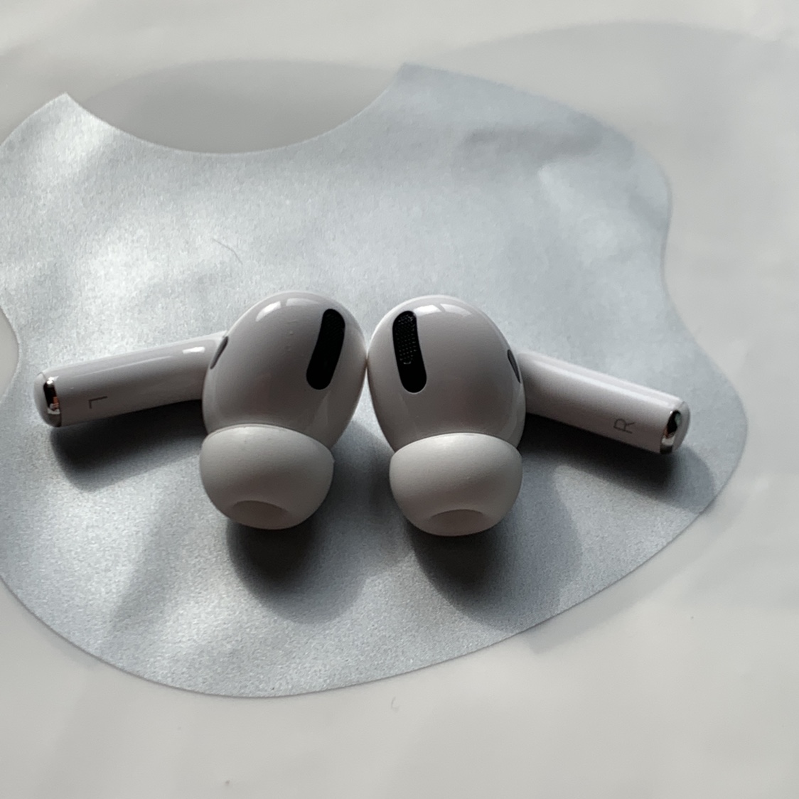 Apple/苹果 AirPods pro2蓝牙补配右左耳机充电仓盒国行3代15降噪 - 图2