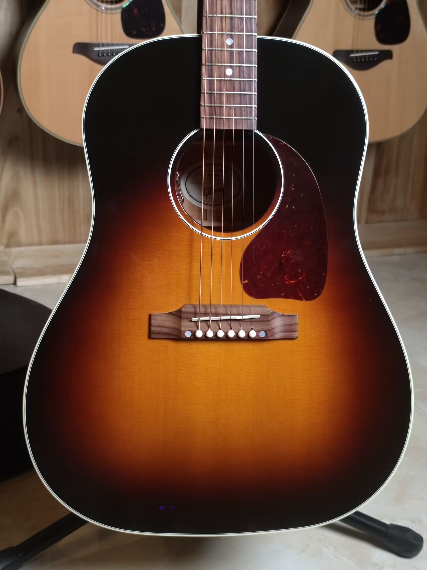 吉普森Gibson J-45 Standard全单电箱民谣木吉他-图0