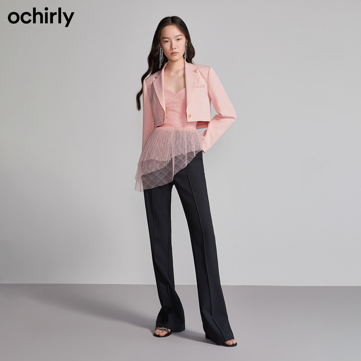 黑标系列欧时力2022新款秋装钉珠链 ochirly西装