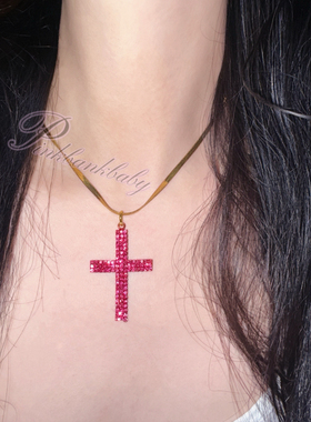 Pinkbankbaby原创自制y2k辣妹个性18k钛钢镀金玫红镶钻十字架项链