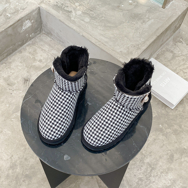 2025冬季新款皮毛一体雪地靴女韩版小香风加绒加厚呢子棉鞋短靴子,淘宝优惠券,粉丝福利购,淘宝优惠卷