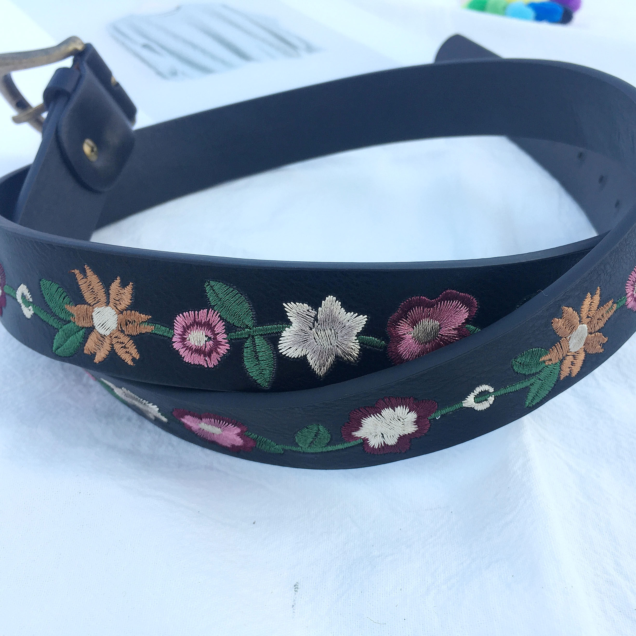 民族风腰带女气质百搭高级感玫瑰花刺绣皮带装饰连衣裙牛仔裤带潮