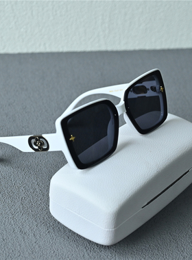 大红色女士太阳镜方形墨镜女款高档四叶草渐变色太阳眼镜防紫外线