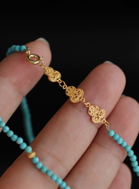 天然原矿松石项链搭配天然老蜡枣珠搭配纯银鎏金镂空葫芦链条